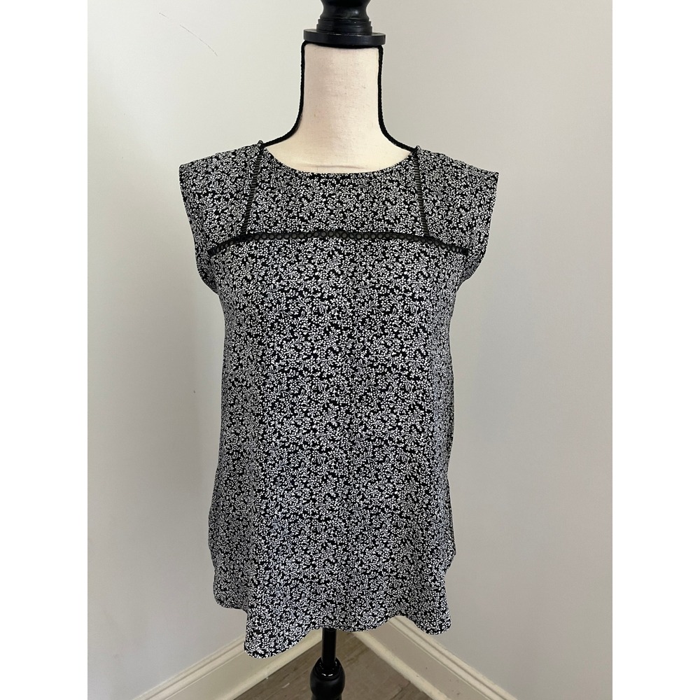 Black Floral Lace Trim Sleeveless Shell Blouse size Small Office Boho Chic Top